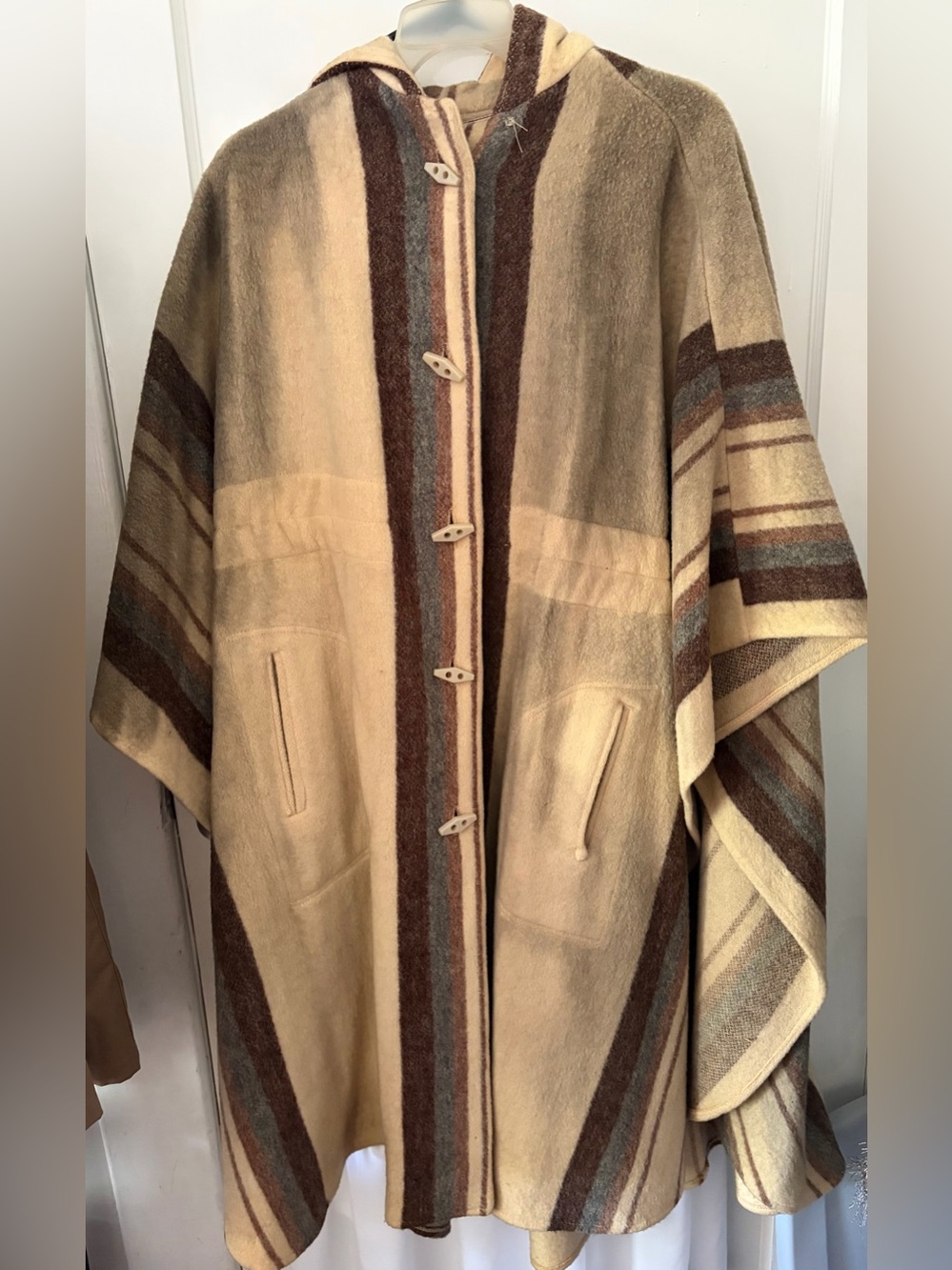 Vintage 70s Casa De Lana Uruguay Virgin Wool Striped Cape Poncho Hooded Coat M